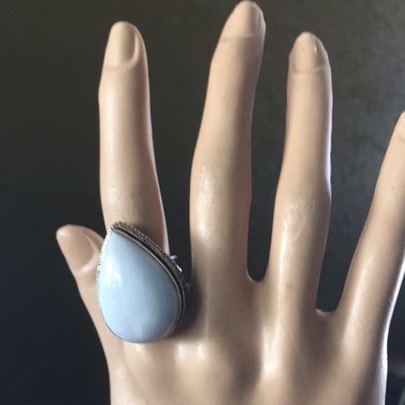 Jewelry - Stylish classy elegant light blue Agate ring